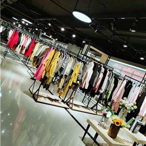 广州卡丽娅 品牌折扣女装 高端知名品牌 复古流行系列连衣裙尾
