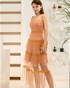 衣阁里拉女装产品图片