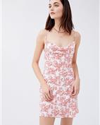 urban outfitters女装产品图片