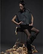 睫女装产品图片