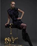 睫女装产品图片