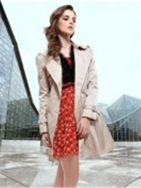 康格斯女装产品图片