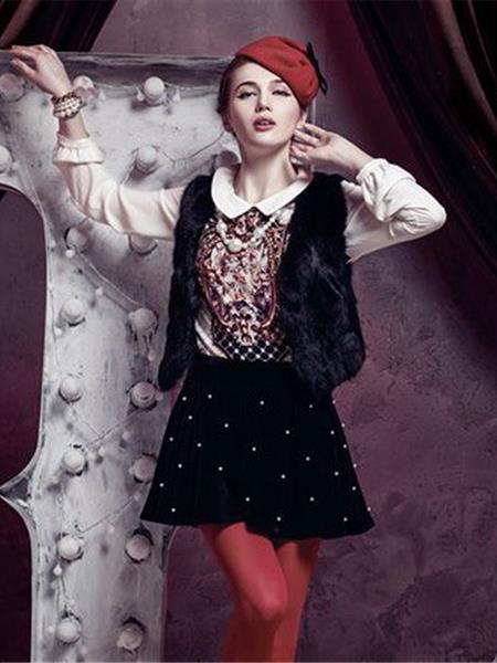 灵笛女装产品图片