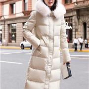 什么颜色的毛领羽绒服好看 今年羽绒服流行长款还是短款的