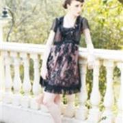梦丽莎女装 为你演绎18世纪欧式经典曲线