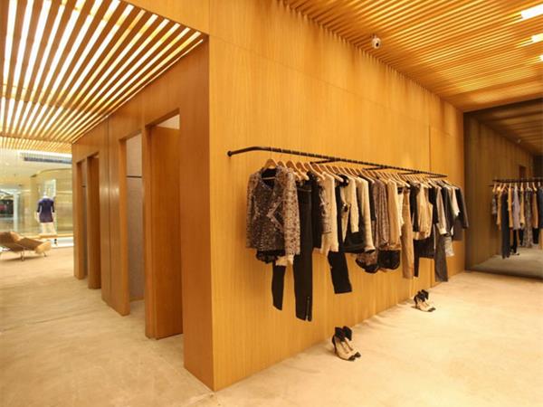 伊莎贝尔·玛兰女装店铺展示