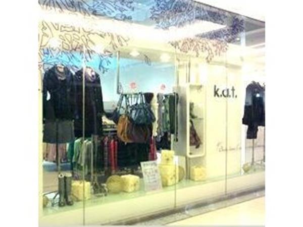 k.a.t.女装店铺展示