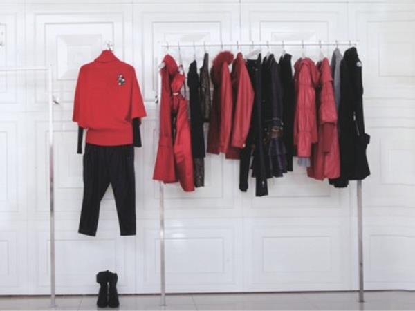 MAXRIENY女装店铺展示