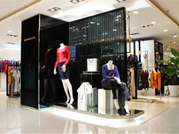 埃米雅文女装店铺展示