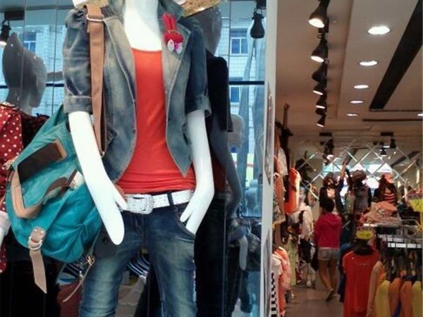 美丽不打烊女装店铺展示