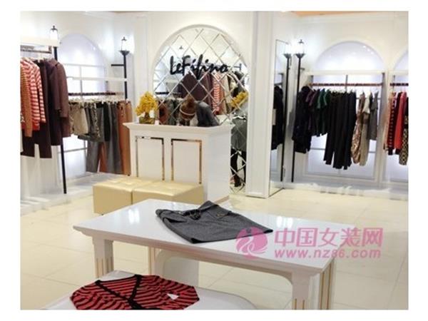 菲梵诺女装店铺展示