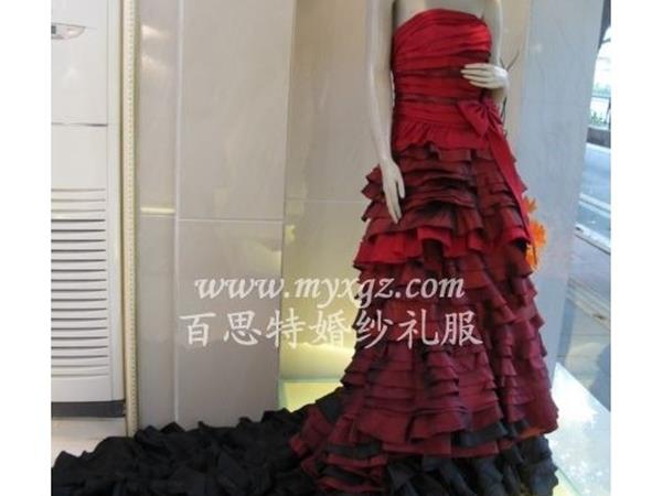 百思特女装店铺展示