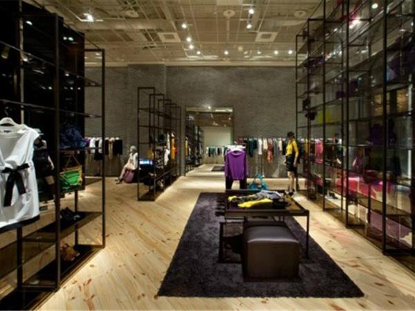 伊洛女装店铺展示