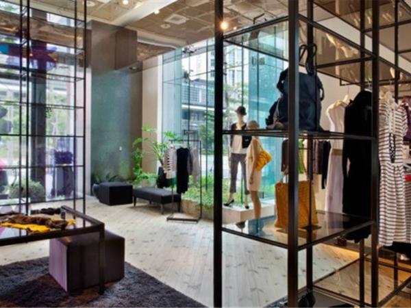 伊洛女装店铺展示