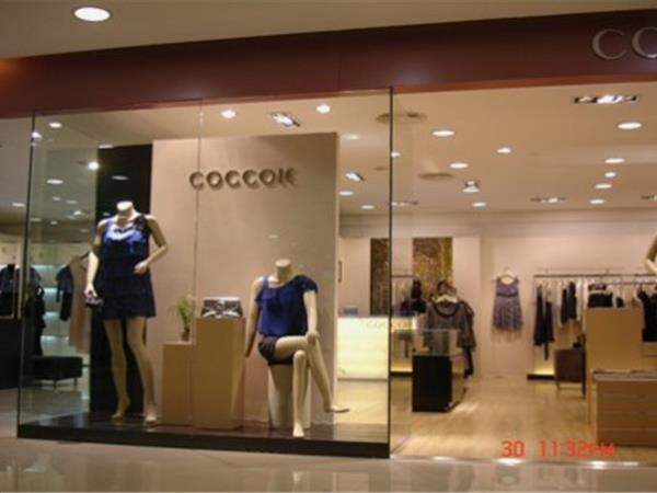 可可芮女装店铺展示
