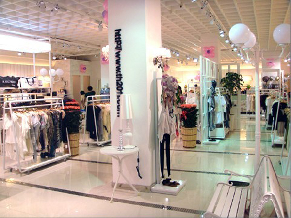 TH2011女装店铺展示