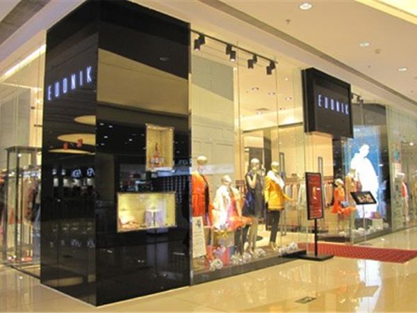 EUQNIK女裝店鋪展示