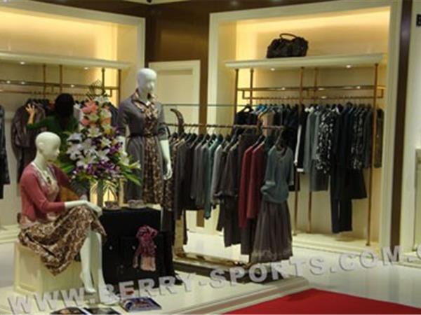 贝瑞活力女装店铺展示