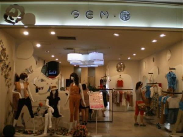 gen简女装店铺展示