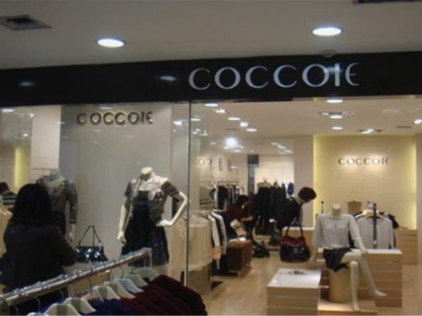 可可芮女装店铺展示