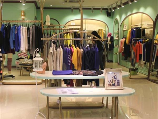 维我女装店铺展示