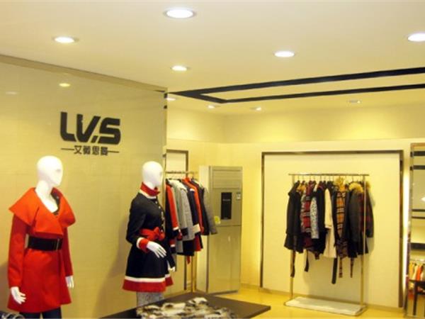 艾薇思曼女裝店鋪展示