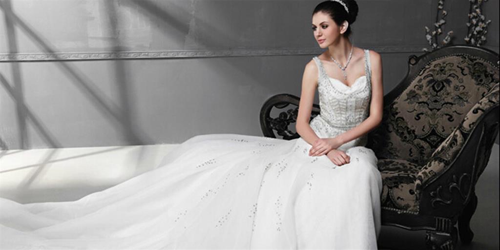 金潮连思女装品牌