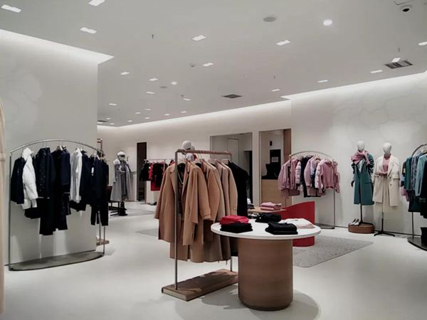 雅瑩女裝店鋪展示