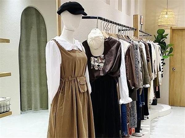 谜菲女装店铺展示