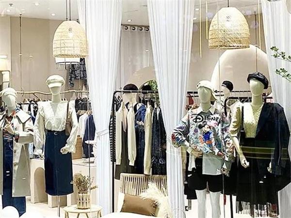 谜菲女装店铺展示