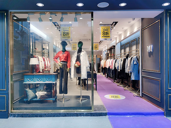 优韩女装店铺展示