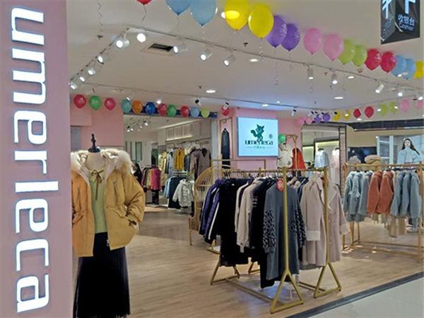 优幕莱咔女装店铺展示