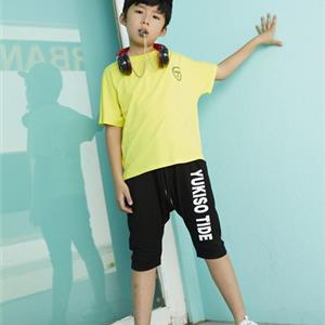 潮牌设计师YukiSo童装加盟  关注每一位孩童的时尚表达！