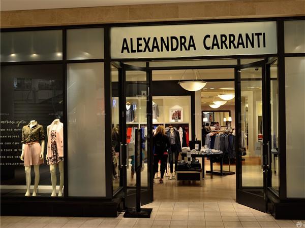 ALEXANDRA CARRANTI女装店铺展示