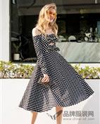 衣阁里拉女装产品图片