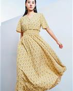 似色女装产品图片