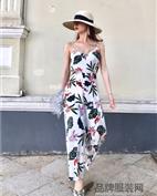 POSE CASE女装产品图片