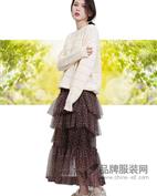 齐袺女装产品图片