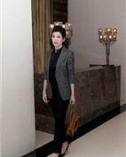 品吾女装产品图片