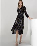 伊尔依YIERYI/帅财阁女装产品图片