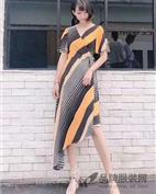 东哲女装产品图片