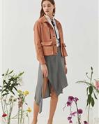 八月盛典女装产品图片