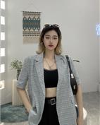 伊临女装产品图片