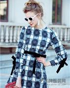 衣阁里拉女装产品图片