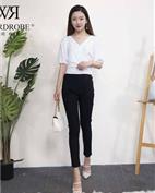 有间橱窗女装产品图片