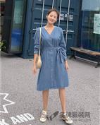 茜扣女装产品图片