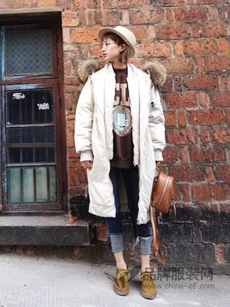 绩点女装产品图片