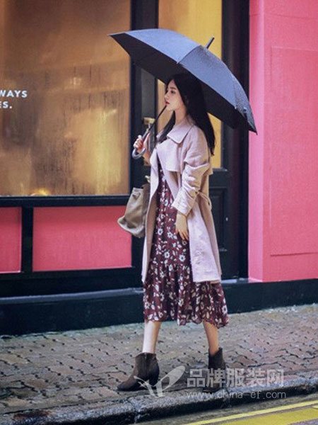 香炫儿女装产品图片