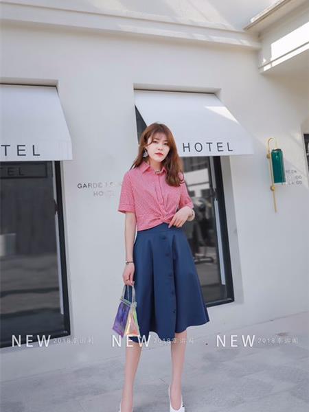 汇品惠女装产品图片