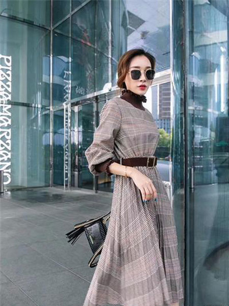 Gircher/Jinlijia女装产品图片